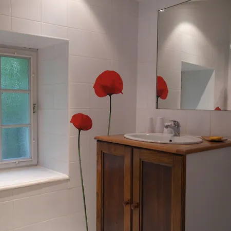 Le Petit Massigny Bed & Breakfast 3*